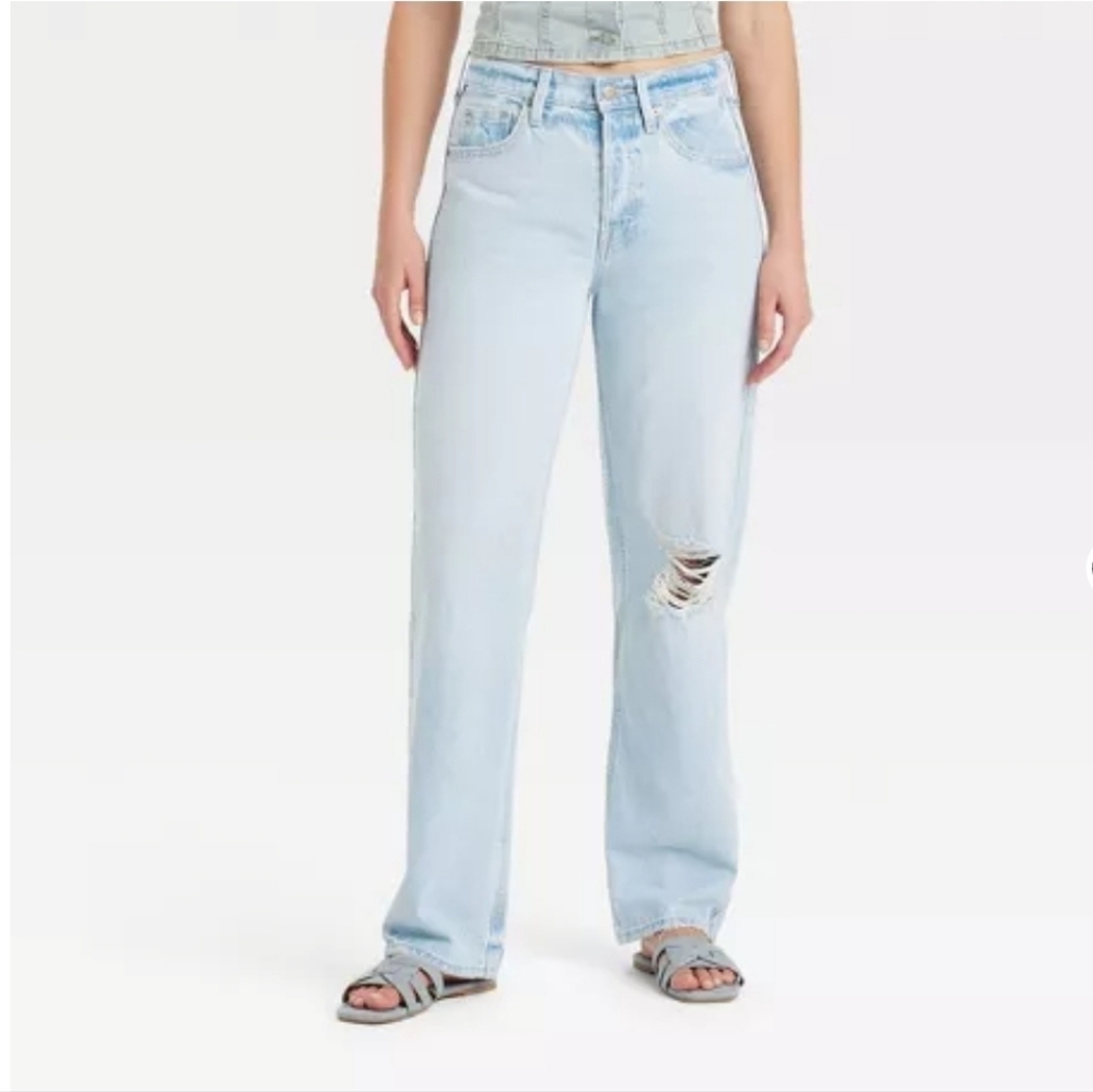Universal Thread Light Blue Straight Leg Jeans